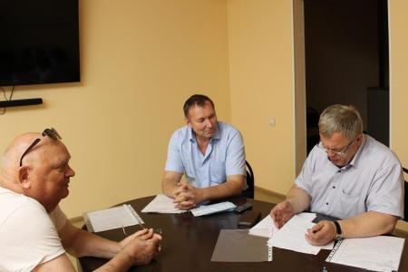 Московская область. Депутат-коммунист Александр Наумов провёл прием граждан в Озёрах