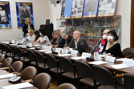 Нина Останина: КПРФ защищает людей от «строительной агрессии»!