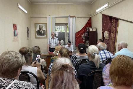 Краснодарский край. Н.И. Осадчий и А.М. Сафронов провели совещание актива КПРФ в станице Полтавской