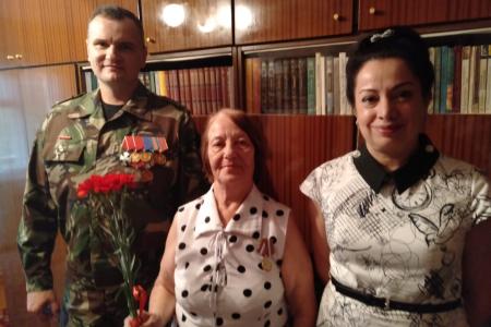 Калужские коммунисты поздравили ветеранов с праздником