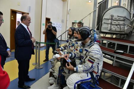 Лидер КПРФ Г.А. Зюганов прибыл с рабочим визитом в Звездный городок Подмосковья
