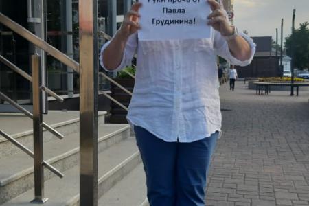 Коммунисты Кабардино-Балкарии вышли на одиночные пикеты