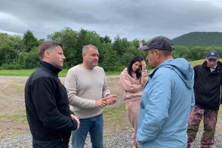 Коммунисты Камчатского краевого отделения КПРФ выехали в отдаленные населённые пункты края