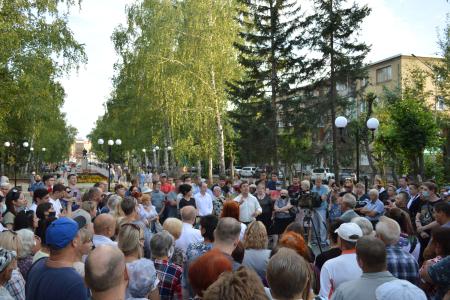Алтайский край. В Бийске прошла массовая встреча жителей с Николаем Бондаренко