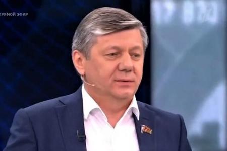 Дмитрий Новиков на Первом канале: «Белоруссия выстояла благодаря позиции народного большинства»