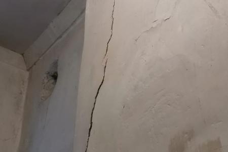 Московская область. Жители аварийного дома в Озёрах обратились за помощью к депутату-коммунисту Александру Наумову