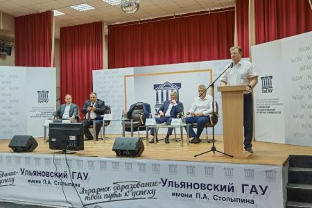 В.И. Кашин находится с рабочим визитом в Ульяновской области