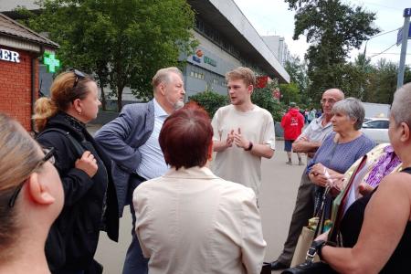 Москва. «Народная приемная» КПРФ в ВАО: Локальные проблемы Восточного района и общефедеральная повестка