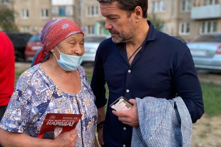 Александр Ющенко активно продолжает встречаться с жителями Уфы