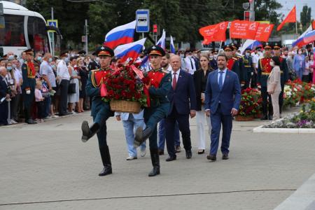 Продолжается рабочий визит Г.А. Зюганова в Орел