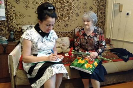 Калужские коммунисты поздравили ветеранов с праздником