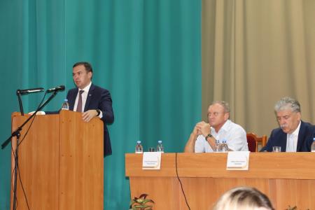 Юрий Афонин и Павел Грудинин посетили передовые сельхозпредприятия Красноярского края