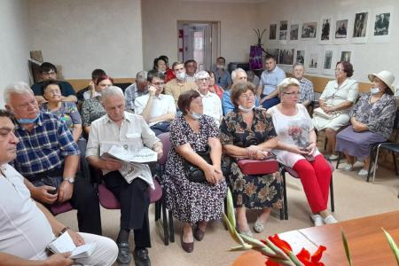 Н.М. Харитонов работает в Курганской области