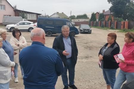 Московская область. Жители Аладьино просят помощи у депутата-коммуниста Александра Наумова