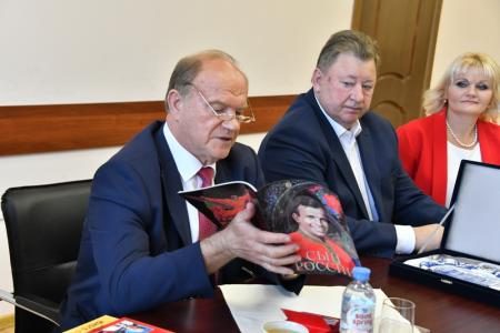 Лидер КПРФ Г.А. Зюганов прибыл с рабочим визитом в Звездный городок Подмосковья
