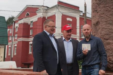 Состоялся рабочий визит заместителя Председателя ЦК КПРФ В.И. Кашина в подмосковный Серпухов