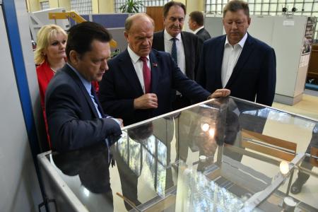 Лидер КПРФ Г.А. Зюганов прибыл с рабочим визитом в Звездный городок Подмосковья