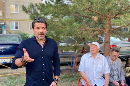 Александр Ющенко активно продолжает встречаться с жителями Уфы