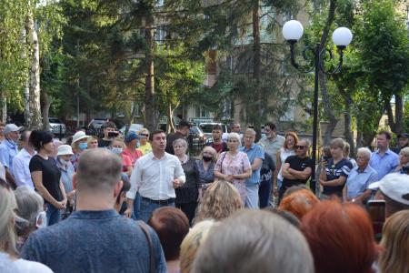 Алтайский край. В Бийске прошла массовая встреча жителей с Николаем Бондаренко
