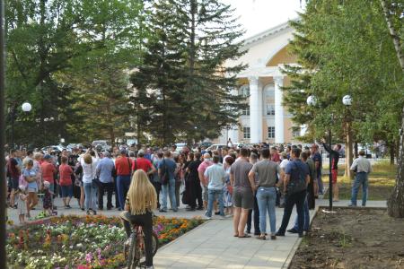 Алтайский край. В Бийске прошла массовая встреча жителей с Николаем Бондаренко