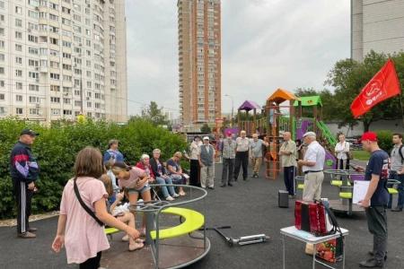 Москва. КПРФ – каждый, кто честен, встань с нами вместе!