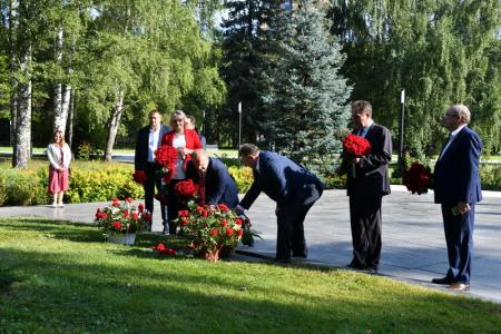 Лидер КПРФ Г.А. Зюганов прибыл с рабочим визитом в Звездный городок Подмосковья