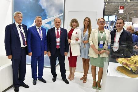 Г.А. Зюганов принял участие в церемонии открытия Международного военно-технического форума «АРМИЯ – 2021» и Армейских международных игр – 2021