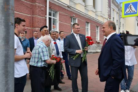 Завершился рабочий визит Г.А. Зюганова в Орел