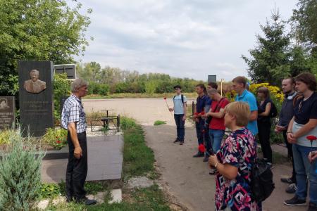 Тульские коммунисты и комсомольцы почтили память члена Государственного комитета по чрезвычайному положению В.А. Стародубцева
