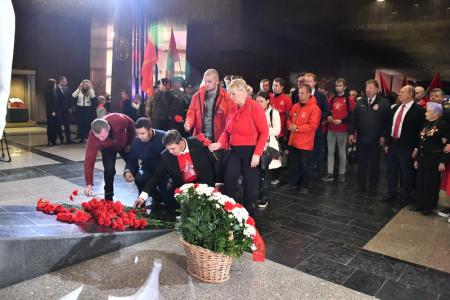 «Дорогой отцов-победителей». Г.А. Зюганов посетил Музей Победы в городе Москве