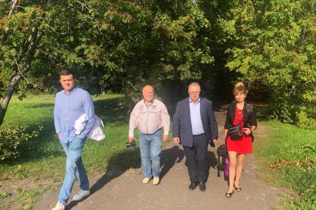 Московская область. Депутат КПРФ Александр Наумов: «Доступные и бесплатные здравоохранение и образование должны быть для всех граждан России!»