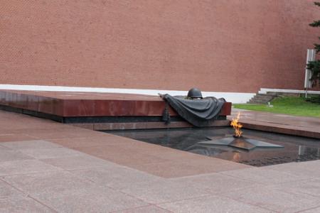 Поклон победителям