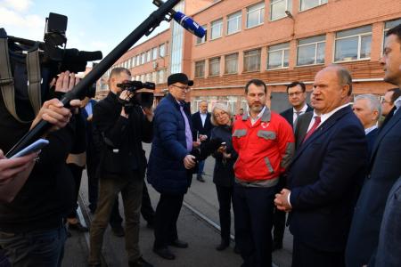 Г.А. Зюганов посетил Кировский завод в Санкт-Петербурге