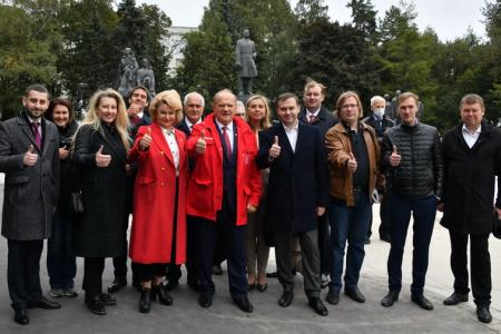 Г.А. Зюганов проголосовал на выборах депутатов Государственной Думы