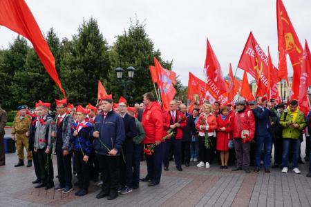 Поклон победителям