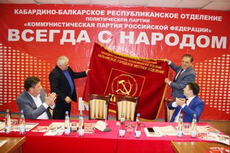 Лидер ставропольских коммунистов Виктор Гончаров: Добиваться проведения честных выборов!