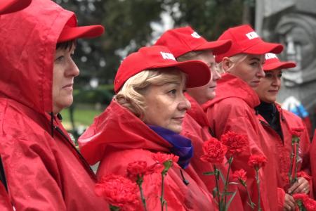 Ярославские коммунисты почтили память павших во Второй Мировой войне