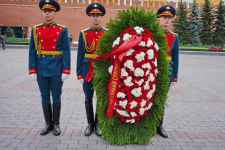 Поклон победителям