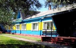 Амурская область. Роман Кобызов вручил краеведческому музею города Зеи копию Знамени Победы в честь Дня Победы советского народа над милитаристской Японией