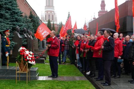 Поклон победителям