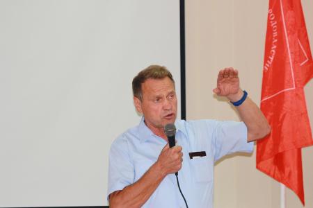 В Симферополе состоялась встреча Павла Грудинина и кандидатов-коммунистов с избирателями