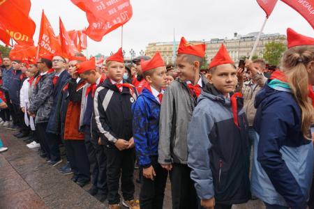 Поклон победителям