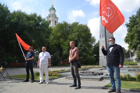 Астраханские коммунисты отметили День окончания Второй мировой войны