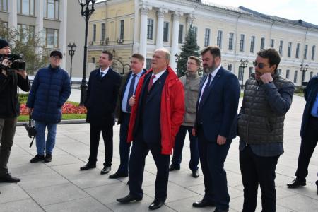 Г.А. Зюганов в Нижегородском Кремле. Фоторепортаж