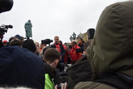 В Москве прошла встреча депутатов-коммунистов с избирателями