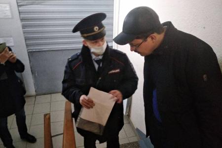 Сергей Обухов на встрече с москвичами о задержаниях активистов КПРФ: Отпускай!