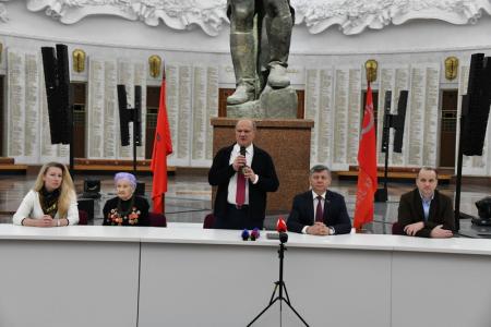 «Дорогой отцов-победителей». Г.А. Зюганов посетил Музей Победы в городе Москве