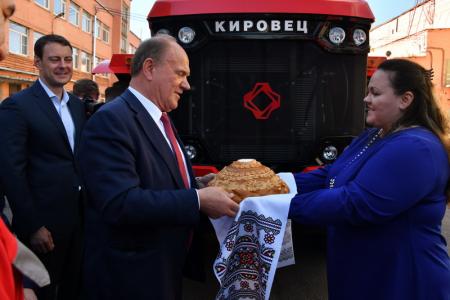 Г.А. Зюганов посетил Кировский завод в Санкт-Петербурге