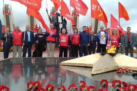 Коммунисты Забайкалья почтили память павших в боях в годы Второй мировой войны