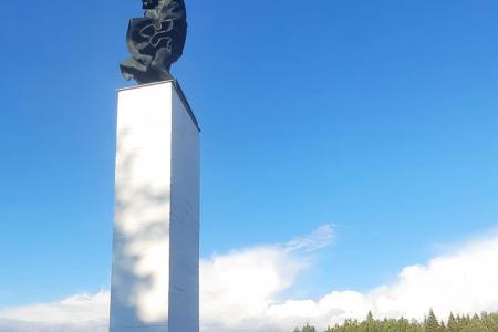 Ленинградская область почтила память Героев
